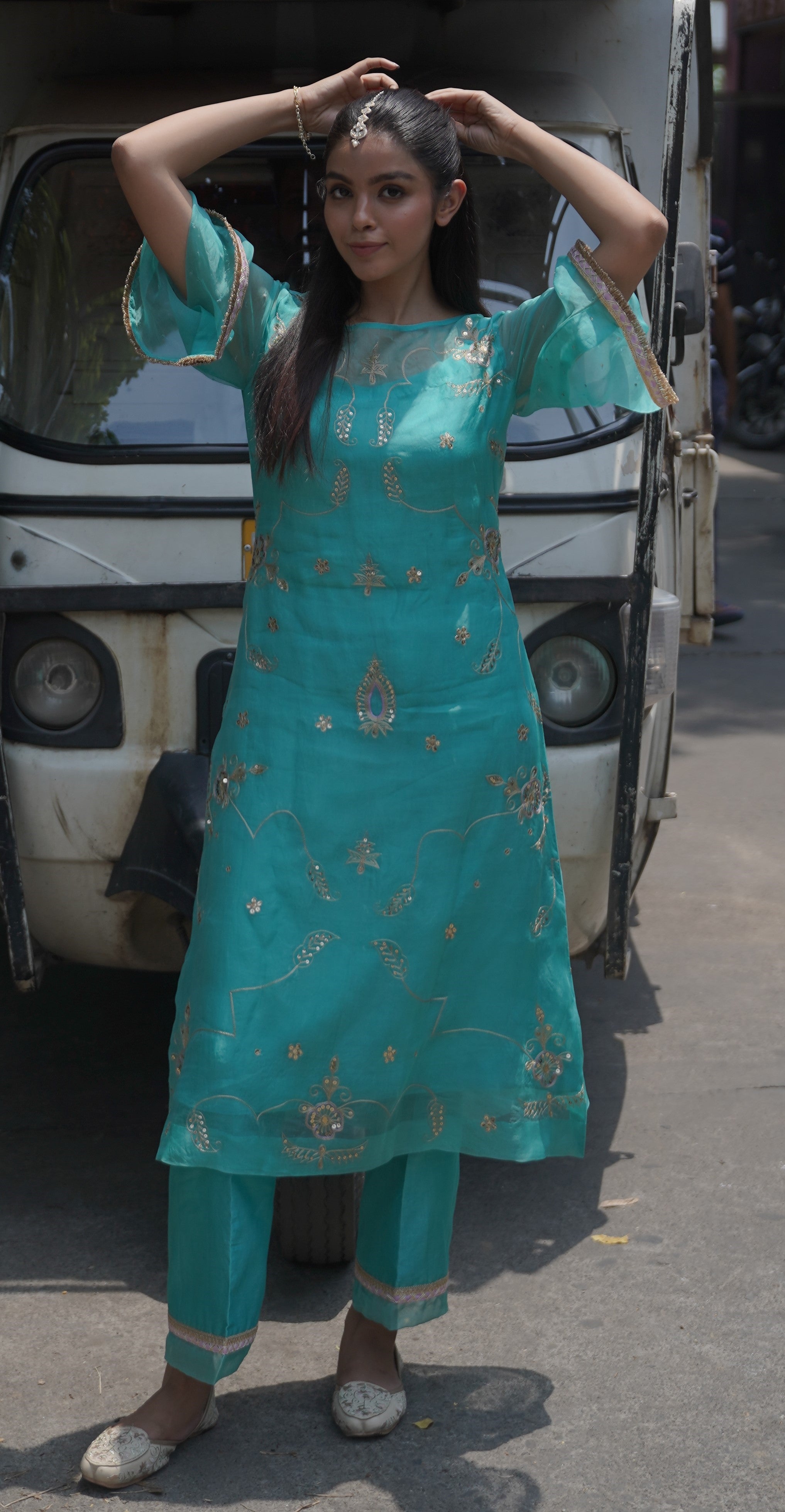 Banno Aari Co-ord Set