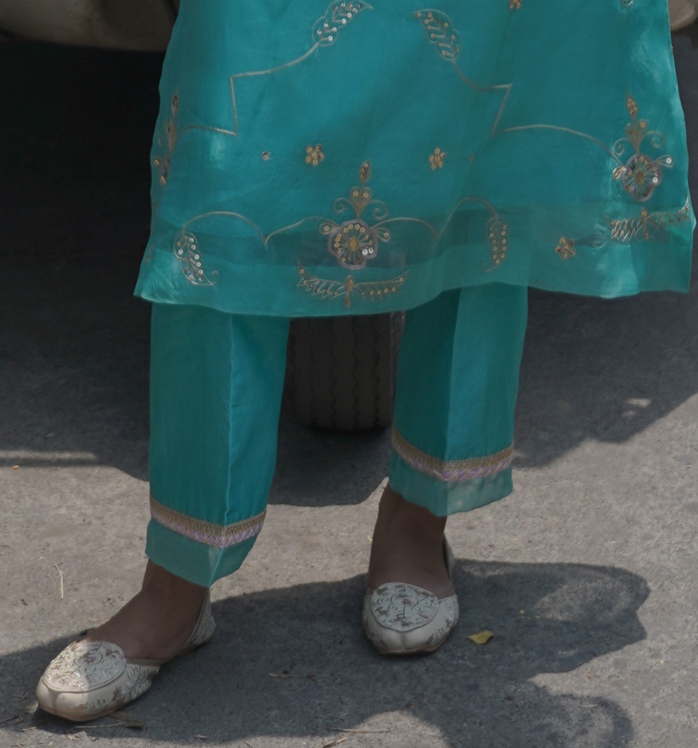 Banno Aari Co-ord Set
